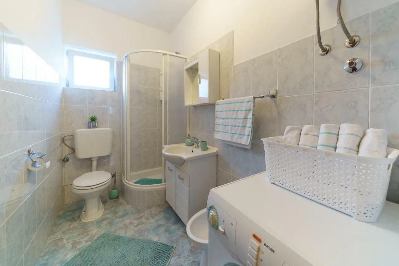 Apartmani Judita Zadar 0*,  Kroatien