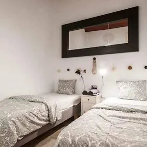 https://10-min-walk-to-giralda-and-rooftop.es-andalucia.com