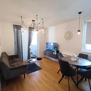 Luce Gold Apartman